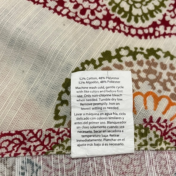 Multicolor Mandala Pattern Tablecloth - Picture 3 of 3